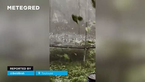 ¡Una gran granizada causa estragos en Toulouse, Francia! La tormenta ha dejado a su paso fuertes lluvias y vientos intensos en la zona