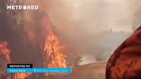 ¡Un megaincendio calcina los bosques de Flin Flon, Canadá (USA)! Los fuegos han provocado la evacuación de casi 20.000 personas en la zona.