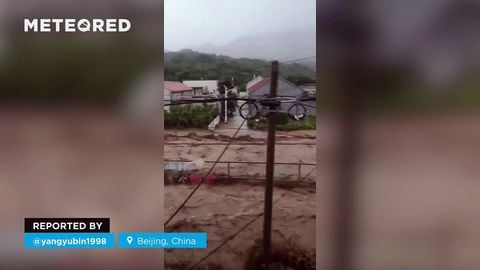 ¡Inundaciones catastróficas en Beijing, China! Han caído más de 300 mm en muy pocas horas