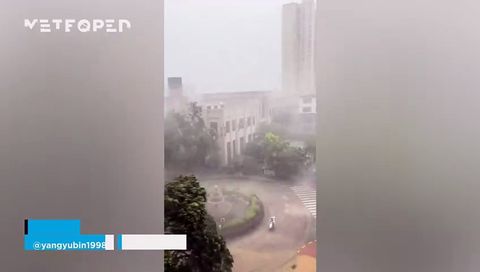 Tufão Tapah atinge Taishan, na China. Ventos de mais de 170 km/h e inundações severas foram registrados na região