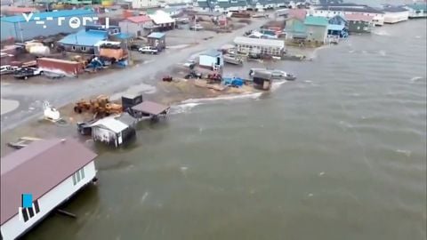 Los restos del tifón Halong provoca graves inundaciones en el oeste de Alaska, USA