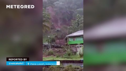 Aterrador deslizamiento masivo de tierra en Pasia Laweh, Indonesia