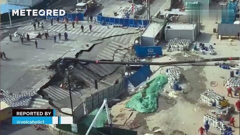 Uma enorme cratera surge subitamente em Xangai, na China