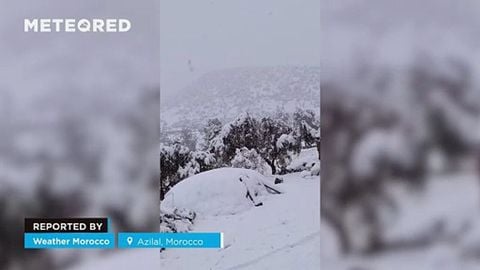 La tempesta Regina porta forti nevicate ad Azilal, in Marocco