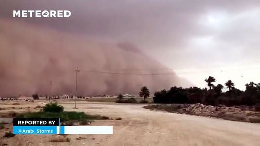 Uma enorme tempestade de areia varre o deserto de Al-Muthanna, no Iraque
