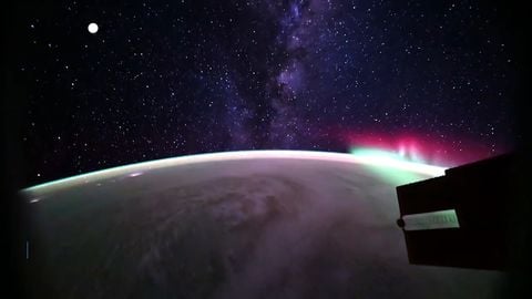 Impresionante vista de la Vía Láctea captada por una astronauta desde la ISS