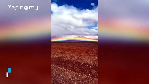 Un extraño e impresionante arcoíris aparece a 5000 metros de altitud en Ngari, Tíbet