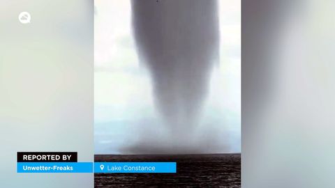 Gewaltige Wasserhose überrascht Friedrichshafen am Bodensee!