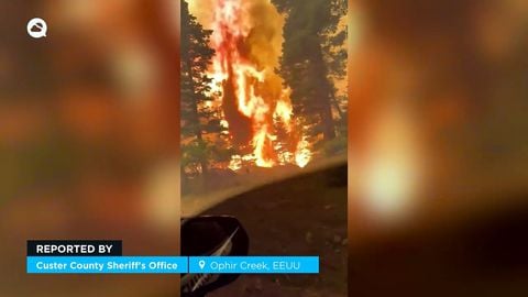 Incêndio florestal em Ophir Creek