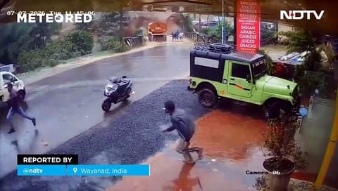 Desprendimiento de tierra masivo en Wayanad, India