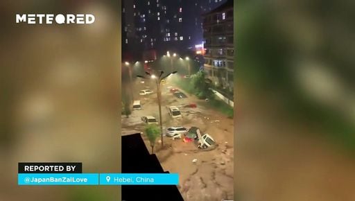Schwere Überschwemmungen und Sturzfluten in Hebei, China