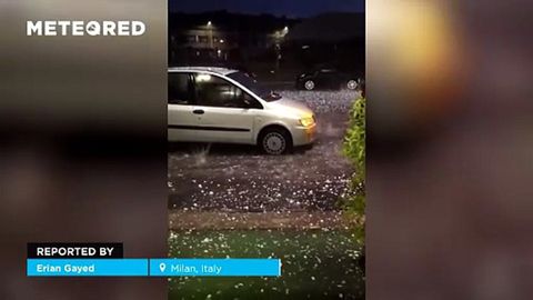 Grandinata storica a Milano