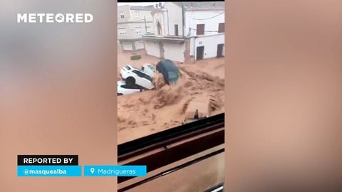 Una fuerte tormenta provoca graves inundaciones en Madrigueras, Albacete, España