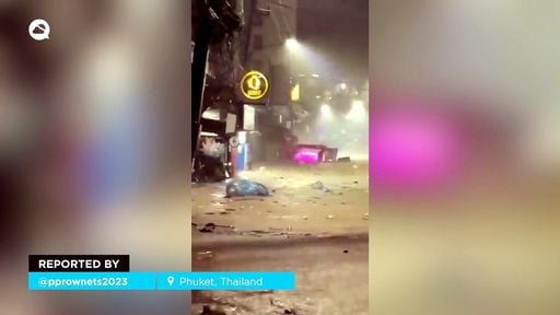 De fortes pluies, dépassant les 100 mm en quelques heures seulement, ont provoqué de graves inondations à Phuket, en Thaïlande