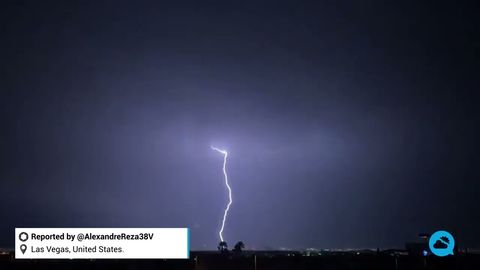 Espetacular tempestade elétrica em Las Vegas, USA