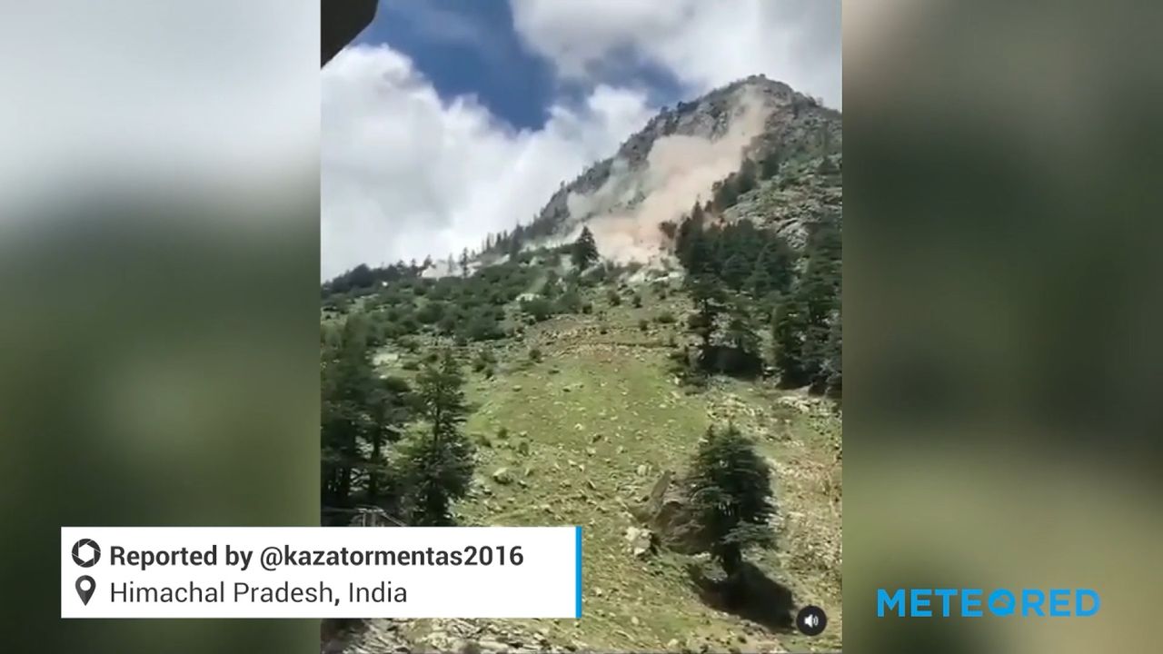 Increíble avalancha de piedras en India