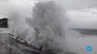 Zeer stevige maritieme storm in het noorden van Spanje vanwege de storm Bella